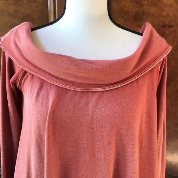 Free People Off the Shoulder Top - Picture 6 of 13